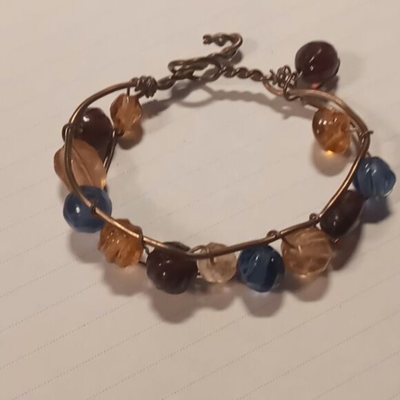 Handmade bracelet - Picture 1 of 2